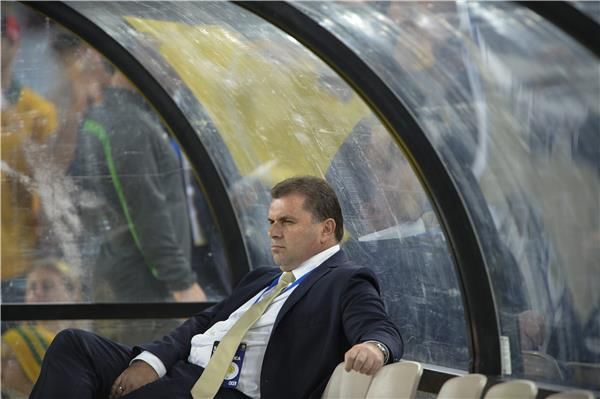  انجي بوستيكوجلو مدرب استراليا