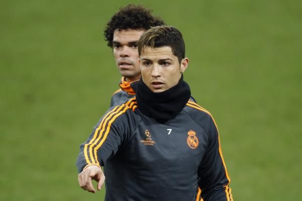 2014-02-25t185537z_332449175_gm1ea2q082n01_rtrmadp_3_soccer-champions_reuters