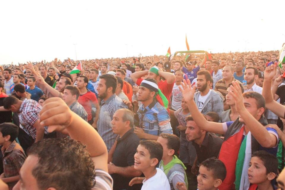 10425606_10152474354740903_1280374665_n