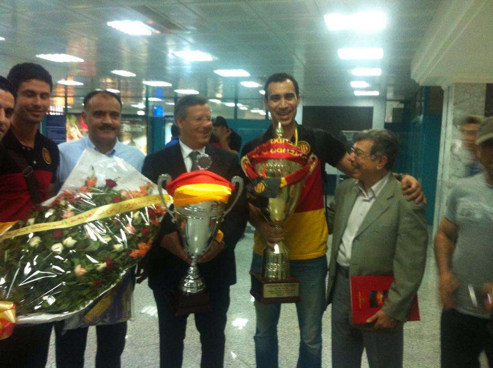 صور من وصول الترجي الى مطار تونس قرطاج الدولي