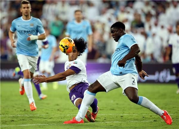 ميكا ريتشاردز