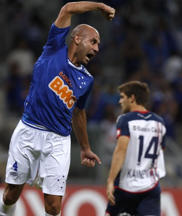 2014-05-15t024158z_1060430896_gm1ea5f0tme01_rtrmadp_3_soccer-libertadores_reuters