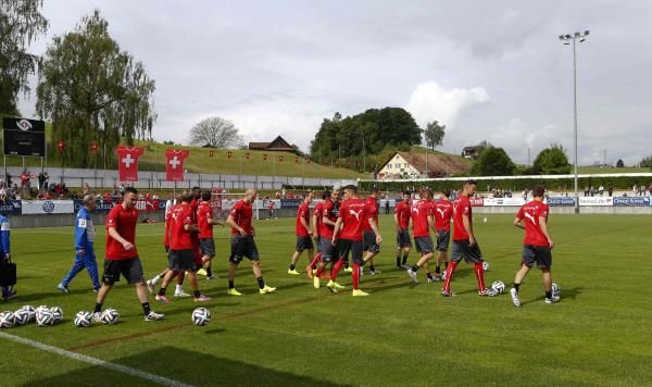 2014-05-26t095846z_1702050174_bm2ea5q0x3l01_rtrmadp_3_soccer-world-switzerland_reuters