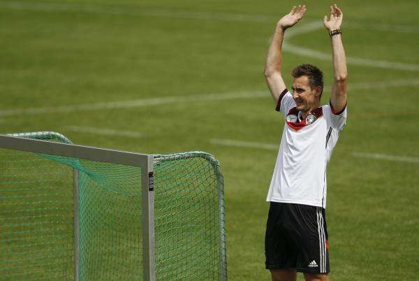 2014-05-30t115503z_405488008_gm1ea5u1iqt01_rtrmadp_3_soccer-world-germany_reuters