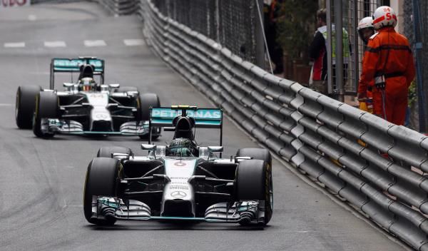 2014-05-25t151019z_1215608227_gm1ea5p1s9o01_rtrmadp_3_motor-racing-prix_reuters