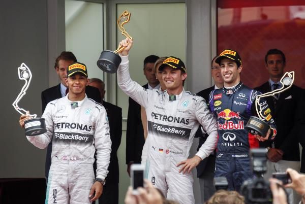 2014-05-25t150321z_1070824478_gm1ea5p1rw301_rtrmadp_3_motor-racing-prix_reuters