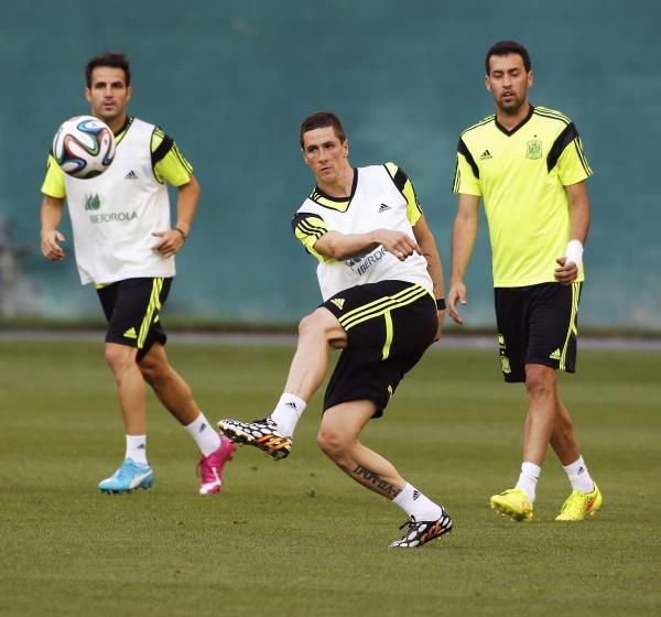 توريس وفابريجاس في تدريب المنتخب الاسباني