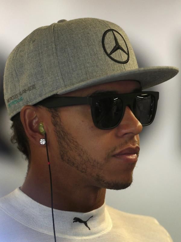 2014-06-06t170910z_1627855858_tb3ea661bob0l_rtrmadp_3_motor-racing-prix_reuters