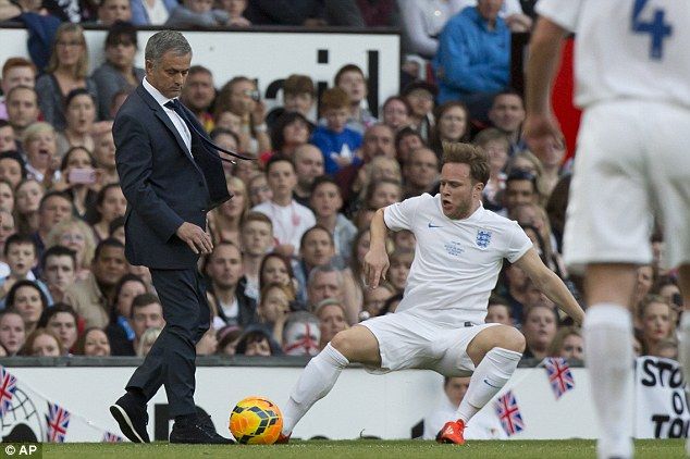 article-2652270-1e95be5d00000578-668_634x422