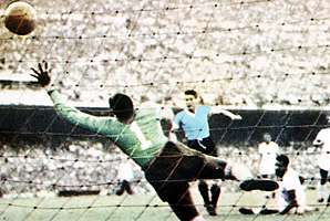 لقطة من مباراة الأوروجواي مع البرازيل 1950