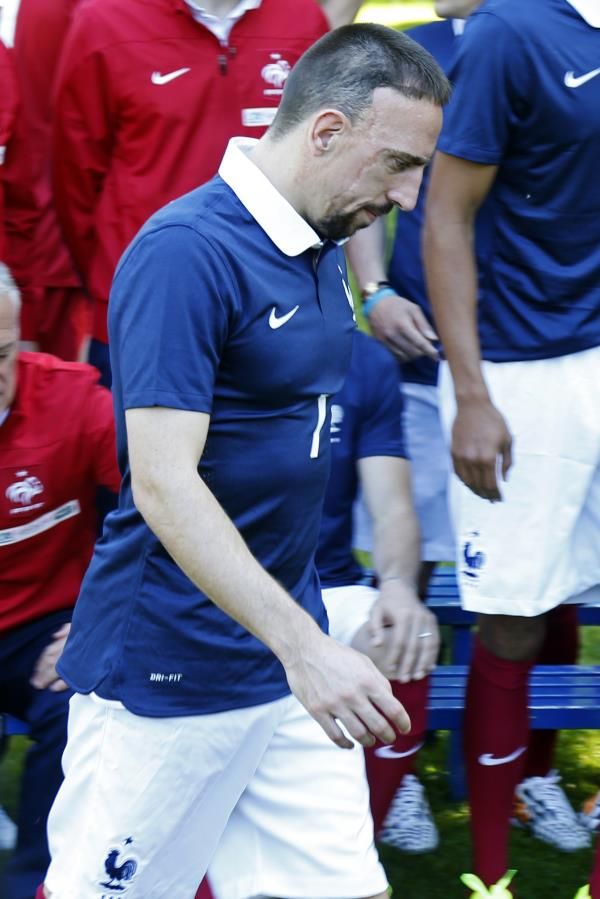 2014-06-06t095911z_1246276367_gm1ea661du501_rtrmadp_3_soccer-world-france_reuters
