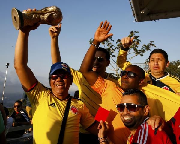  مشجعو المنتخب الكولومبي