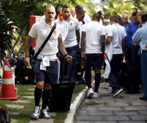 2014-06-11t171105z_2054022875_tb3ea6b1edlf5_rtrmadp_3_brazil-worldcup_reuters