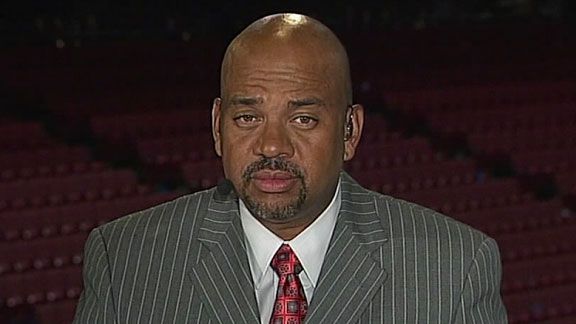 الصحفي الأمريكي "ميشيل ويبون"