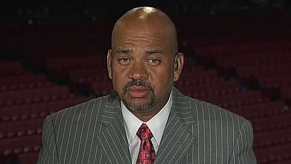 الصحفي الأمريكي "ميشيل ويبون"