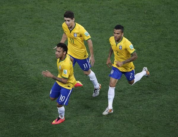 2014-06-12t204711z_985990800_tb3ea6c1od6we_rtrmadp_3_soccer-world-m01-bra-cro_reuters
