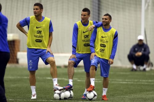 جانب من تدريبات الديوك الفرنسية