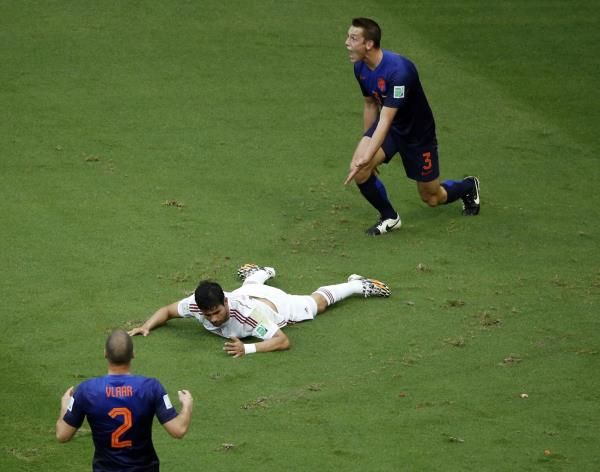 2014-06-13t193825z_932485797_tb3ea6d1l6lhi_rtrmadp_3_soccer-world-m03-esp-ned_reuters