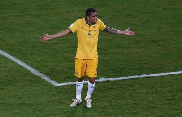 2014-06-13t233937z_637659833_tb3ea6e01p67y_rtrmadp_3_soccer-world-m04-chi-aus_reuters
