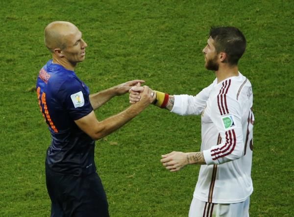 2014-06-13t210003z_1969564618_tb3ea6d1oz9rf_rtrmadp_3_soccer-world-m03-esp-ned_reuters