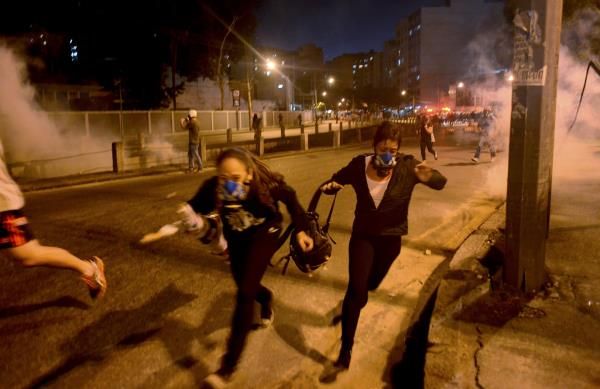 2014-06-15t231440z_2123157354_tb3ea6g00jk11_rtrmadp_3_brazil-worldcup-protests_reuters