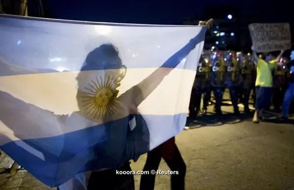 ?i=reuters%2f2014-06-15%2f2014-06-15t234604z_1389545700_tb3ea6g01zw37_rtrmadp_3_brazil-worldcup-protests_reuters