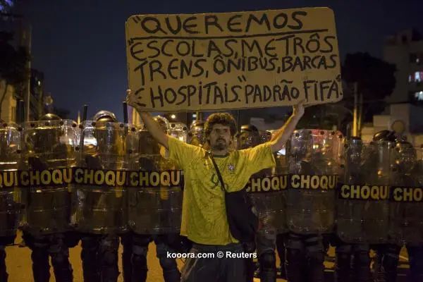 ?i=reuters%2f2014-06-15%2f2014-06-15t233838z_636521730_tb3ea6g01ni2w_rtrmadp_3_brazil-worldcup-protests_reuters