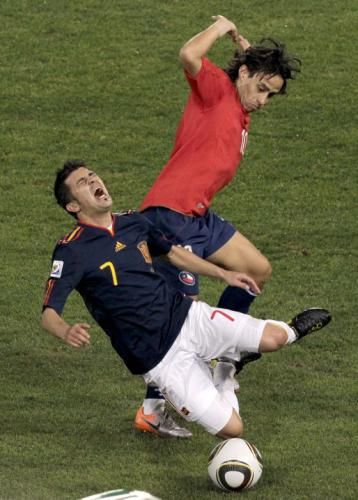 2010-06-25t192601z_01_wcp403_rtridsp_3_soccer-world_reuters