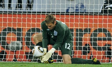 روبرت جرين سقطت الكرة من يده وتهادت في شباكه بمونديال 2010