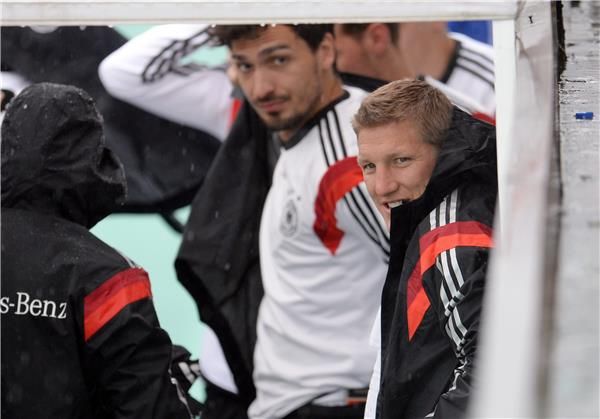 شفاينشتايجر متواجد على مقاعد البدلاء