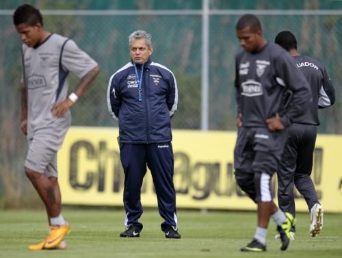  لويس فرناندو سواريز مدرب هندوراس