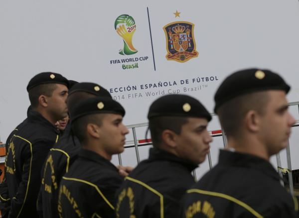 2014-06-19t180310z_1424767285_tb3ea6j1grwdi_rtrmadp_3_brazil-worldcup_reuters