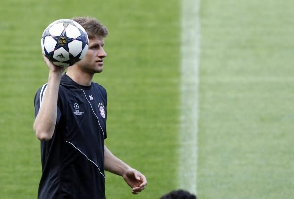 2013-04-30t165954z_324907511_gm1e95102oz01_rtrmadp_3_soccer-champions_reuters