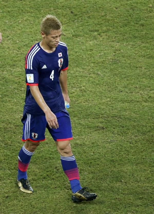 2014-06-20t000824z_237353238_tb3ea6k030tfs_rtrmadp_3_soccer-world-m22-jpn-gre_reuters