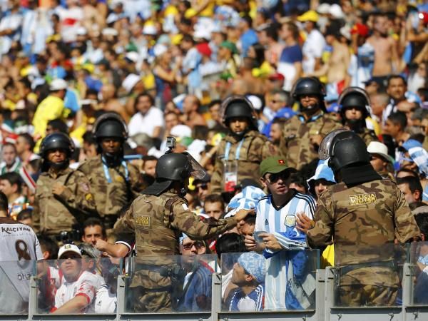 2014-06-21t165646z_1859375069_tb3ea6l1dph1j_rtrmadp_3_soccer-world-m27-arg-irn_reuters