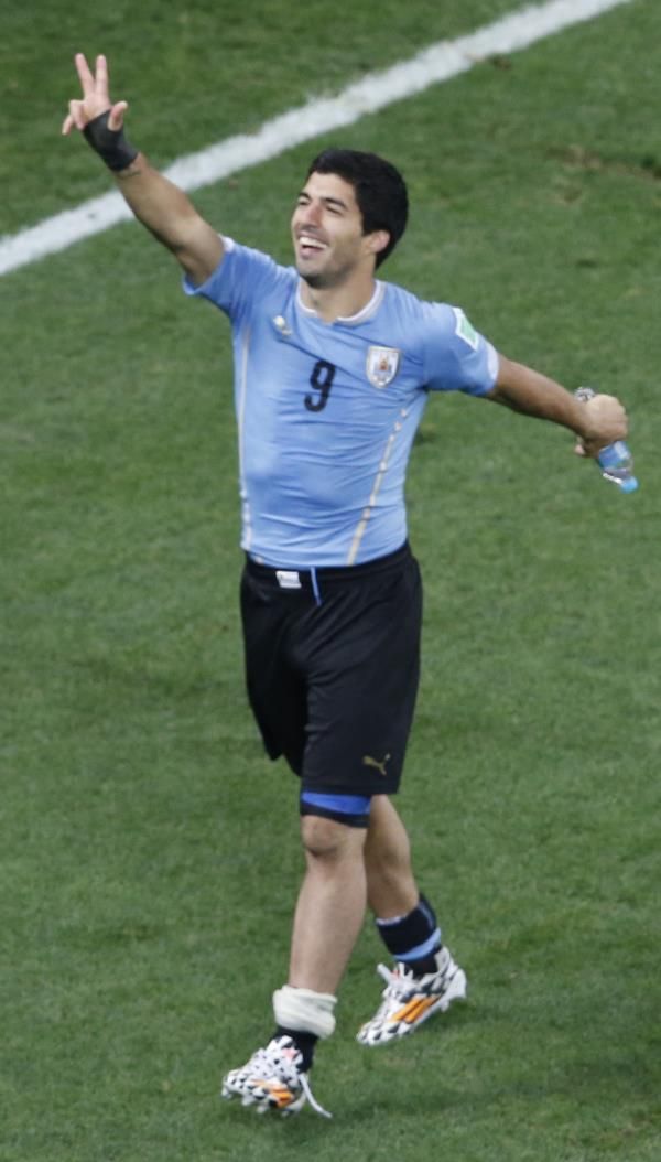 2014-06-19t211352z_1408283138_tb3ea6j1pm3zl_rtrmadp_3_soccer-world-m23-uru-eng_reuters