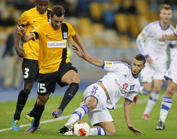 2013-09-19t200903z_279225632_gm1e99k0bgv01_rtrmadp_3_soccer-europa_reuters