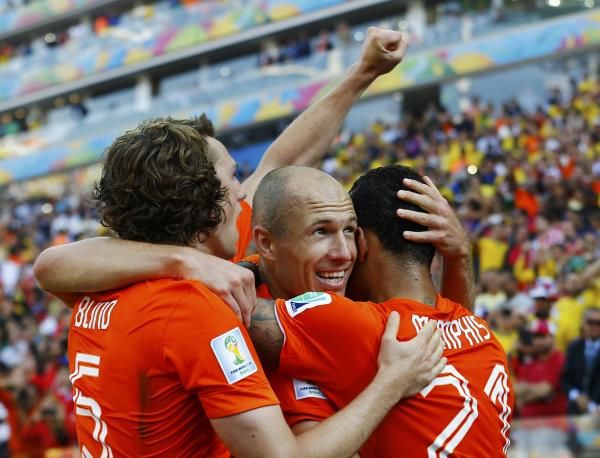 2014-06-23t175916z_837930801_tb3ea6n1e0wdu_rtrmadp_3_soccer-world-m36-ned-chi_reuters