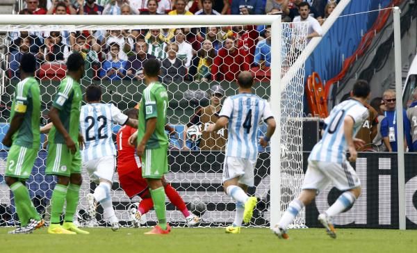 2014-06-25t165557z_483545336_tb3ea6p1do85c_rtrmadp_3_soccer-world-m43-nga-arg_reuters