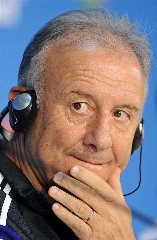  البرتو زاكيروني