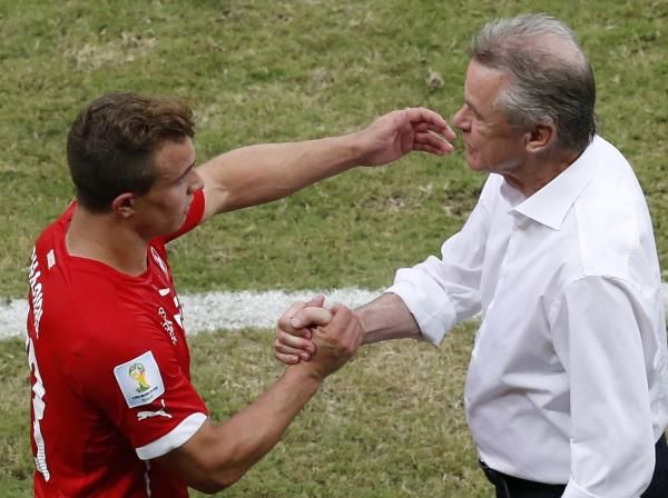 2014-06-25t220152z_1579215818_tb3ea6p1p9eqg_rtrmadp_3_soccer-world-m41-hon-sui_reuters