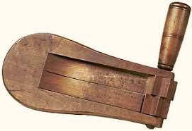 images?q=tbn:ANd9GcRjD-IgxJD50sLCOt7v9-CqbAwH09cvLDg2lYxWzRDePqa2yKjk