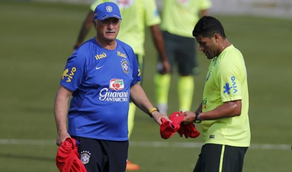 لويز فيليبي سكولاري 