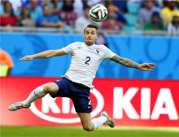 ماتيو ديبوشي 