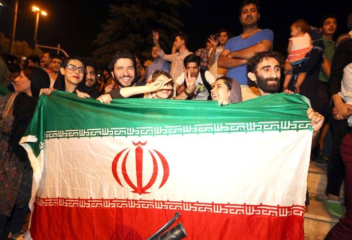 الإيرانيون احتفلوا بالخسارة أمام الأرجنتين