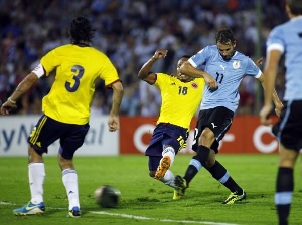 2013-09-11t002746z_809899799_gm1e99b0n4d01_rtrmadp_3_soccer-world_reuters