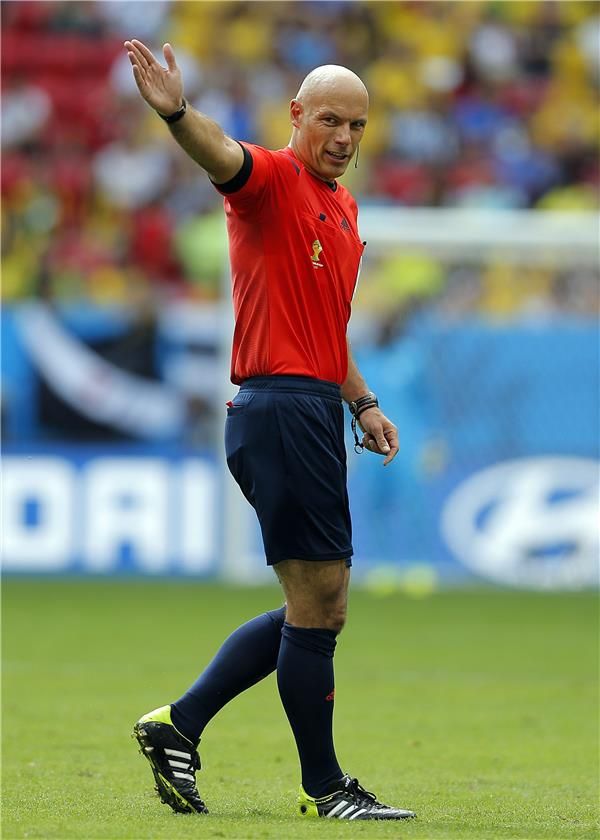 هاورد ويب في إحدى الحالات التحكيمية