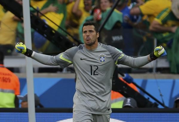 2014-06-28t190021z_137588887_tb3ea6s1jg75o_rtrmadp_3_soccer-world-m49-bra-chi_reuters