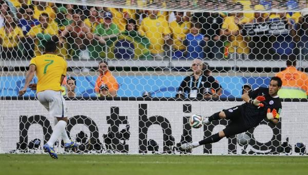2014-06-28t193119z_81850076_tb3ea6s1kvqai_rtrmadp_3_soccer-world-m49-bra-chi_reuters