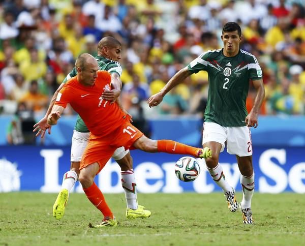 2014-06-29t175021z_181679997_tb3ea6t1g7gc7_rtrmadp_3_soccer-world-m51-ned-mex_reuters
